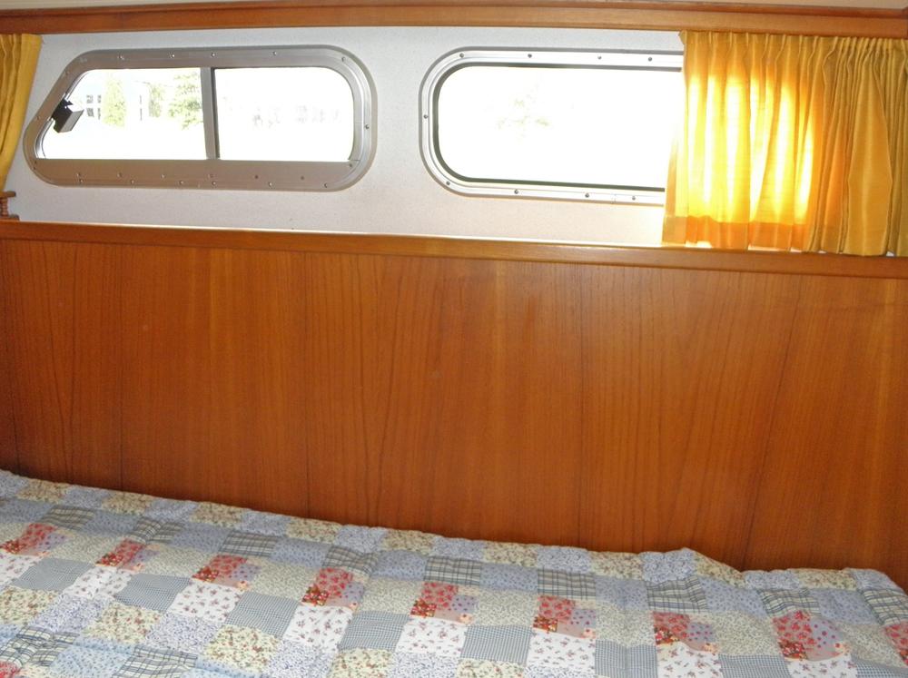 Aft cabin, Accommodation